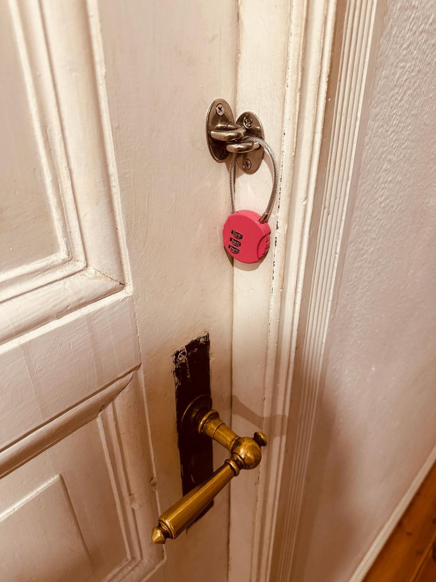 Artsy For 2 In Prenzlauer Berg - Ideal In Shared Flat * Berlim